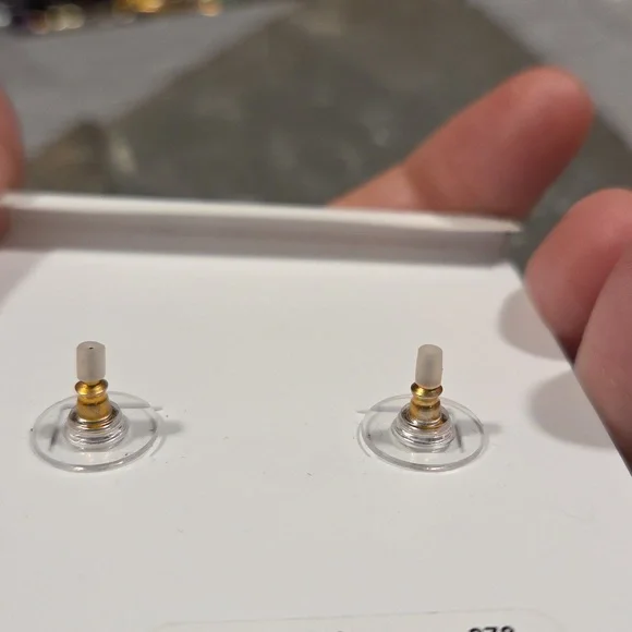 Disney MINNIE MOUSE Baublebar Earrongs NWT - Picture 6 of 6